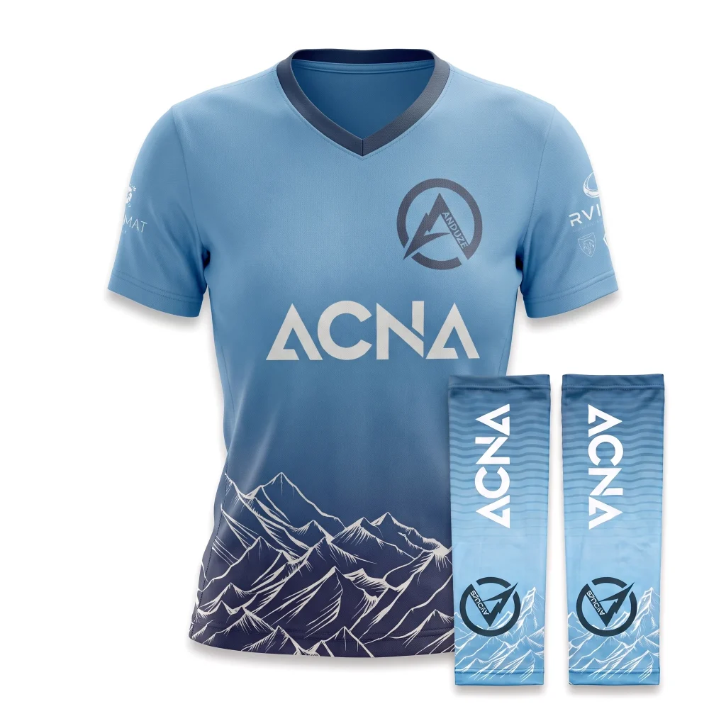 Maillot trail ACNA femme col V accompagné d'une paire de manchettes